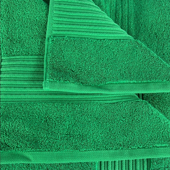 Kate Spade Bath Towel Set Vibrant Green Cotton Soft Plush Set of  2 NEW - Picture 7 of 9